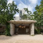 Luxury 3Br Apartment In A Gated Community Large Pool