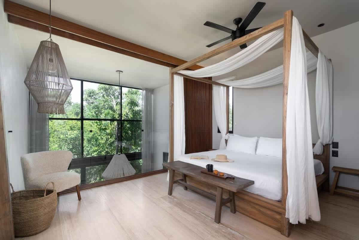 Luxury 3br In A Gated Community Large Pool Holiday home Tulum