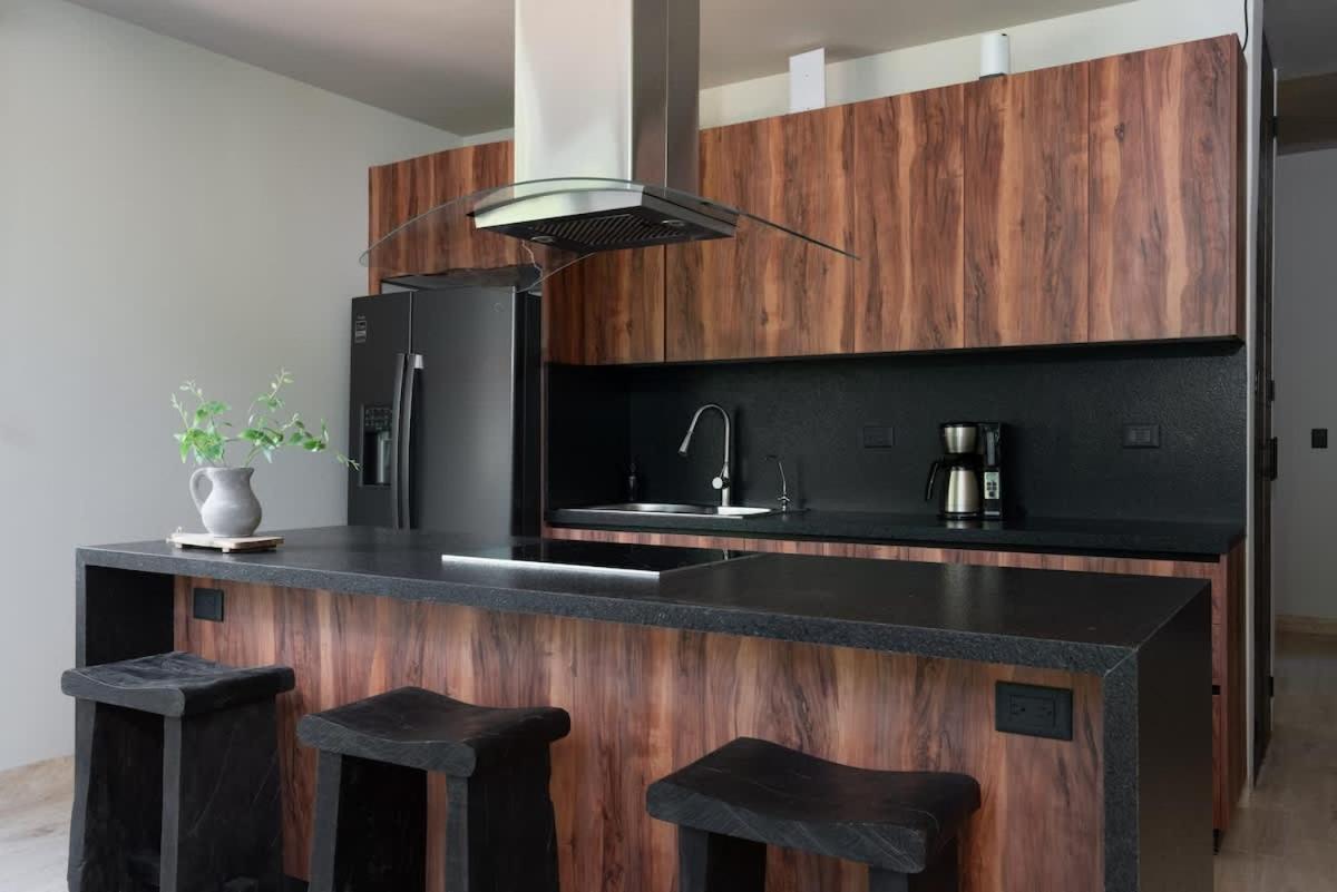 Luxury 3br In A Gated Community Large Pool Holiday home *